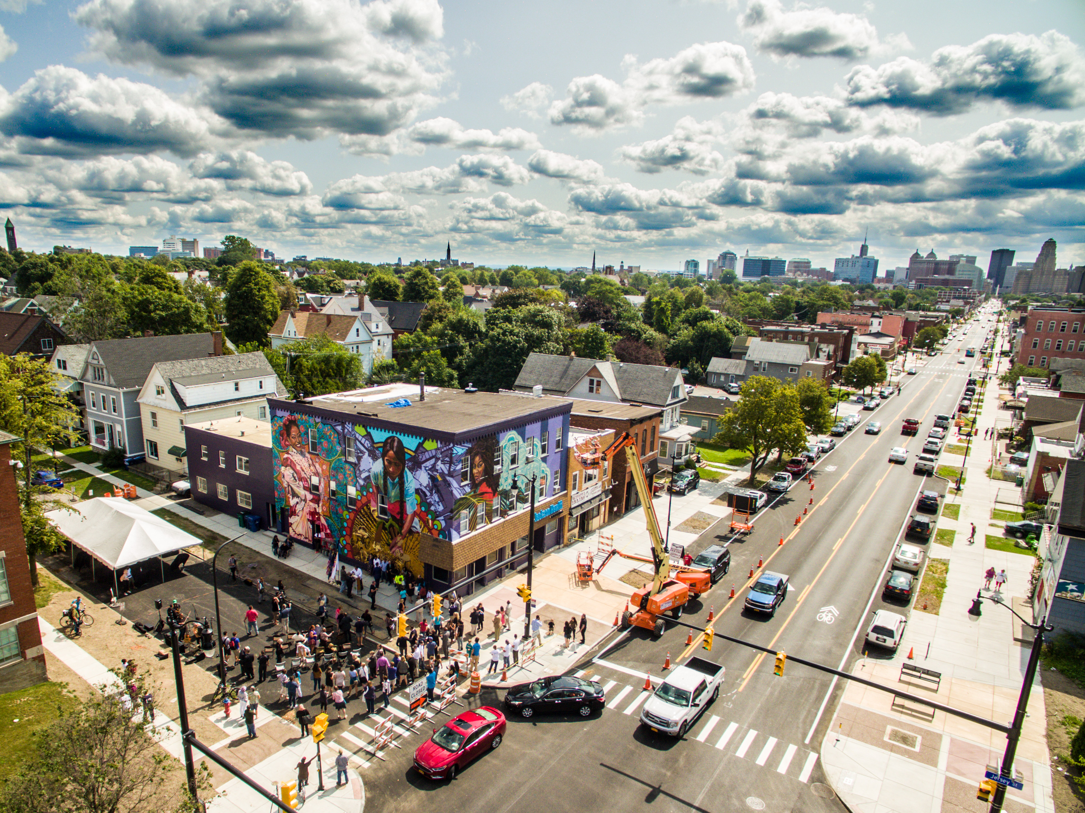 AK Public Art Spotlight: Betsy Casañas Mural at 585 Niagara Street