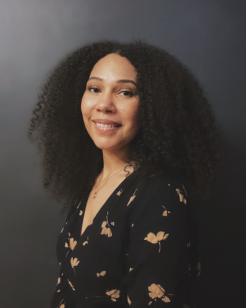 Headshot of Julia Bottoms