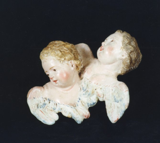 Group of Two Cherub Heads and Wings from Crèche