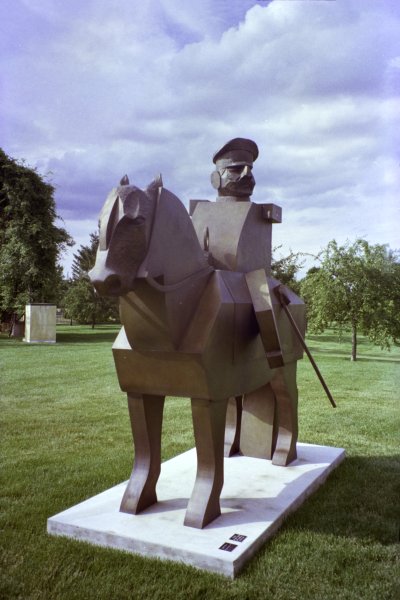 General Bronze