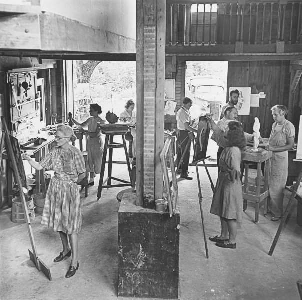 Photos of Archipenko and his students at his studio in Woodstock