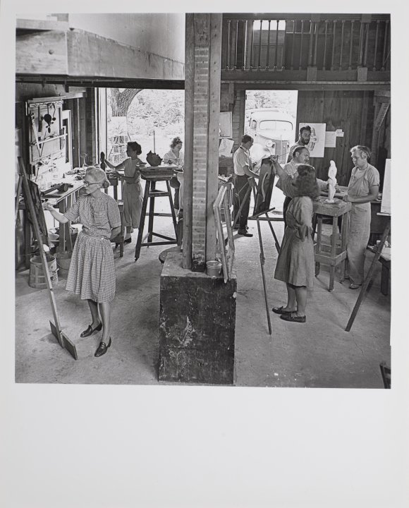 Photos of Archipenko and his students at his studio in Woodstock