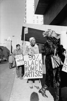 Faith Ringgold (right) and Michele Wallace (middle) at Art Workers Coalition Protest, Whitney Museum, 1971. 
