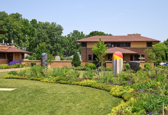 The Space Between: Frank Lloyd Wright | Jun Kaneko | Buffalo