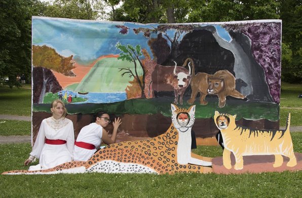 Students from John F. Kennedy Middle School re-create Edward Hicks’s Peaceable Kingdom, 1848 (Collection Albright-Knox Art Gallery), at Art Alive 2018. Photograph by Tom Loonan.