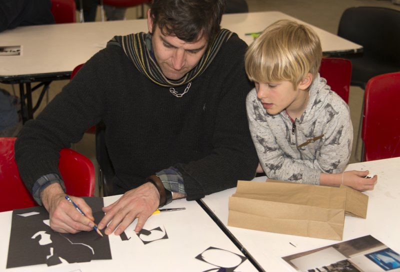 Drop-In Art Activity. Photograph by Tom Loonan.
