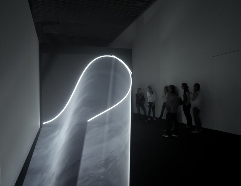 Anthony McCall's Doubling Back, 2003