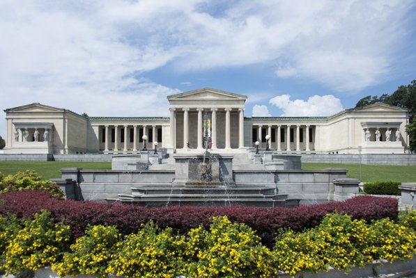 The east facade of the Albright-Knox Art Gallery's 1905 Albright Building